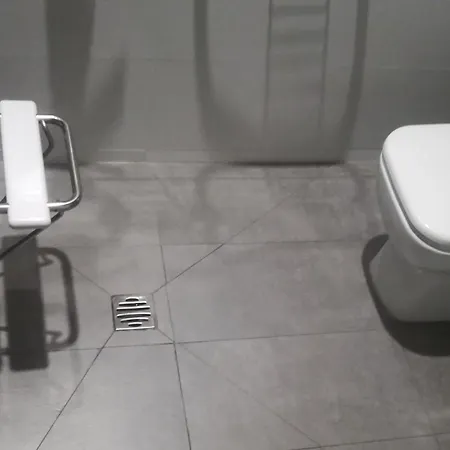 Hostel Central Sevilla Konukevi 2*