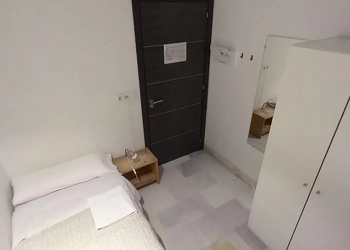 塞维利亚中心旅舍 2* 塞维利亚