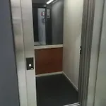 塞维利亚中心旅舍 2*